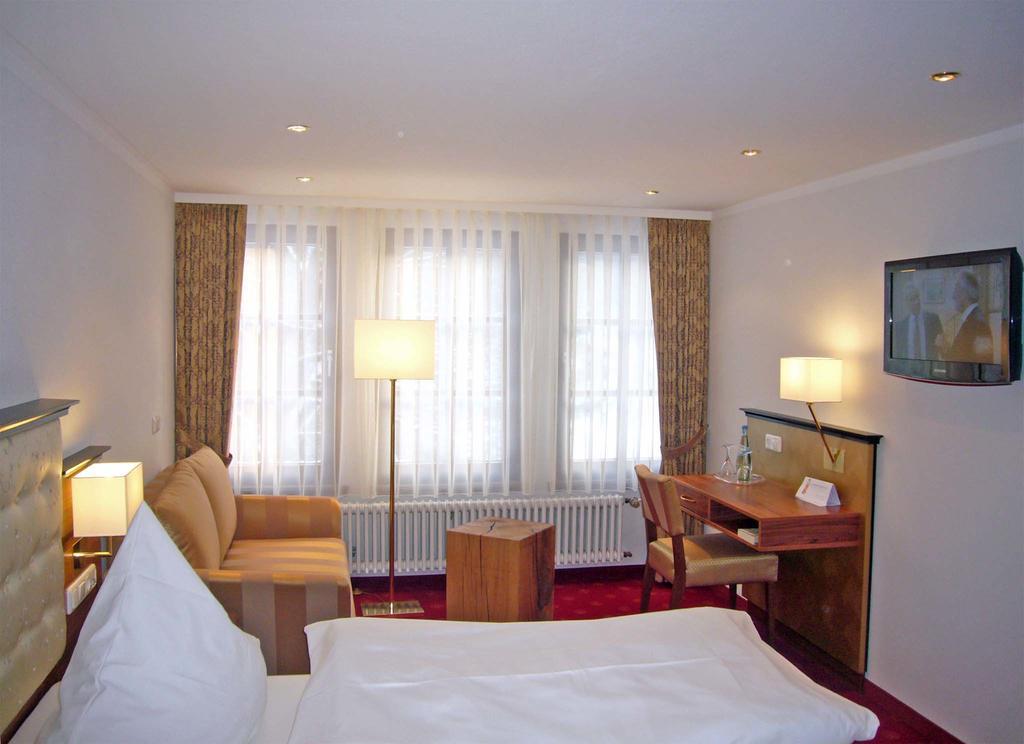 Naturhotel Ruegers Forstgut Меспелбрун Екстериор снимка