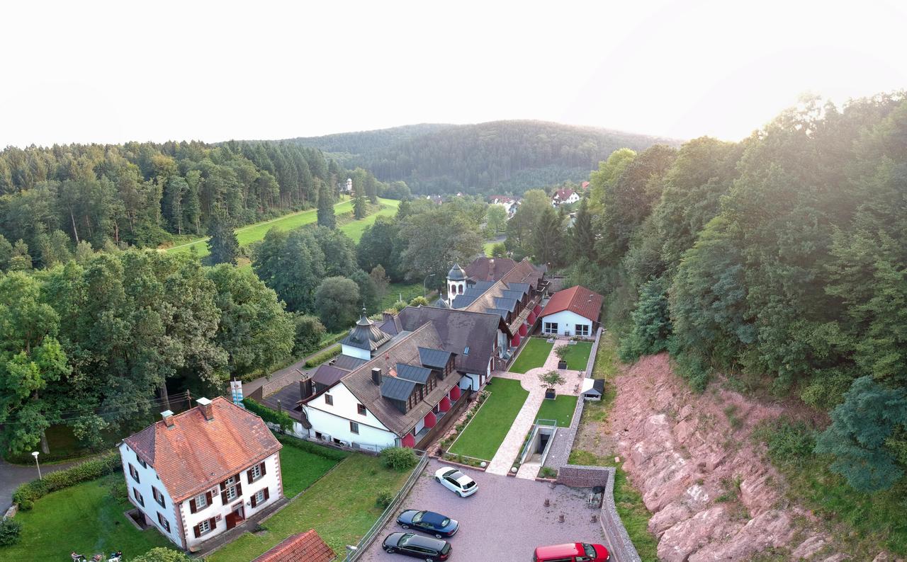 Naturhotel Ruegers Forstgut Меспелбрун Екстериор снимка
